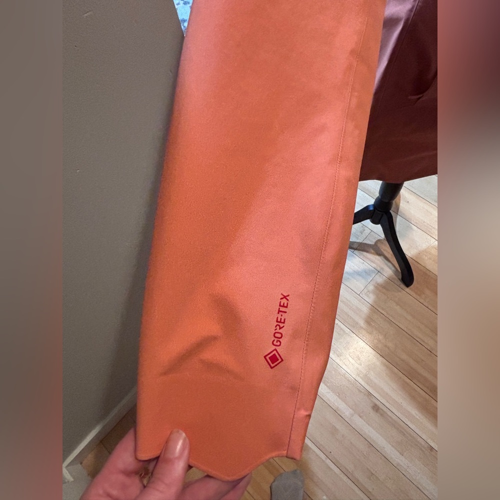 Arc'teryx Women's Codetta Rain Jacket- Peach Color - Picture 6 of 8